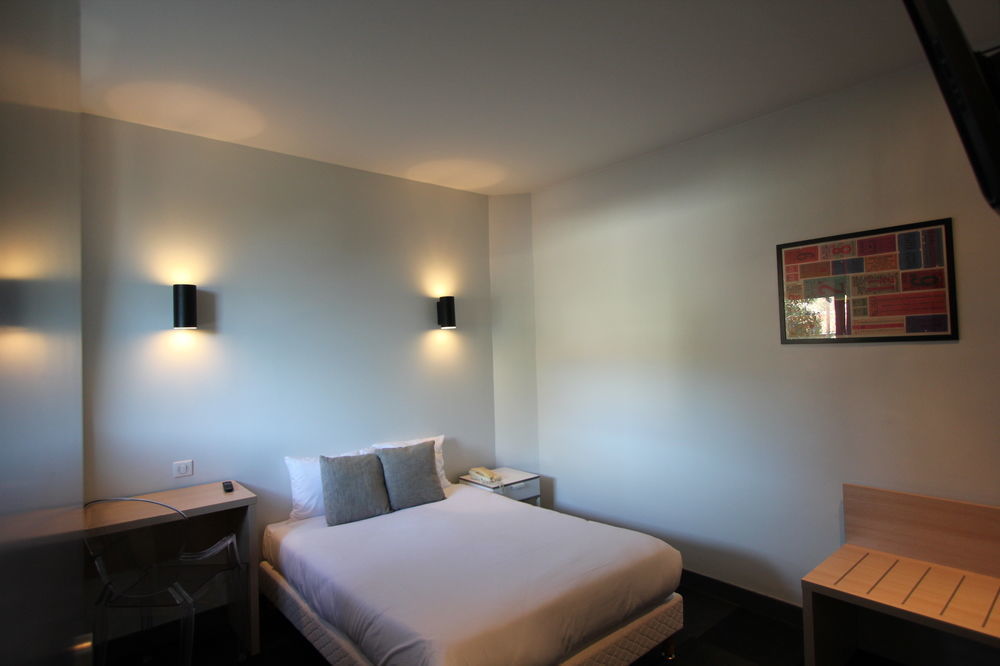 Hôtel Vol de Nuit Purpan Toulouse Buitenkant foto